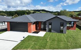Brand New House With 5 Bedroom And 3 Full Bathroom
